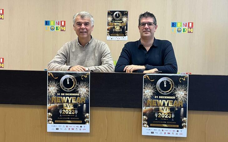Benidorm despide 2022 desde el Paseo de Levante. Un gran castillo de fuegos de artificio dará la bienvenida a 2023